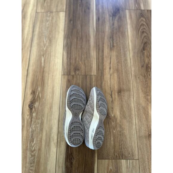 Skechers womens relaxed fit memory foam slip on shoes size 7.5 - Picture 4 of 4